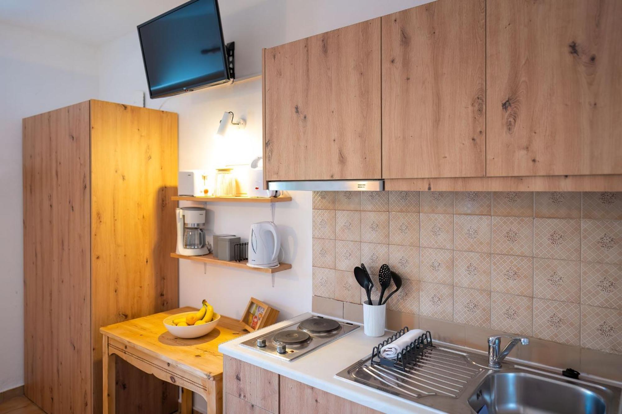 Tselios Apartments & Studios Kiotari Ruang foto