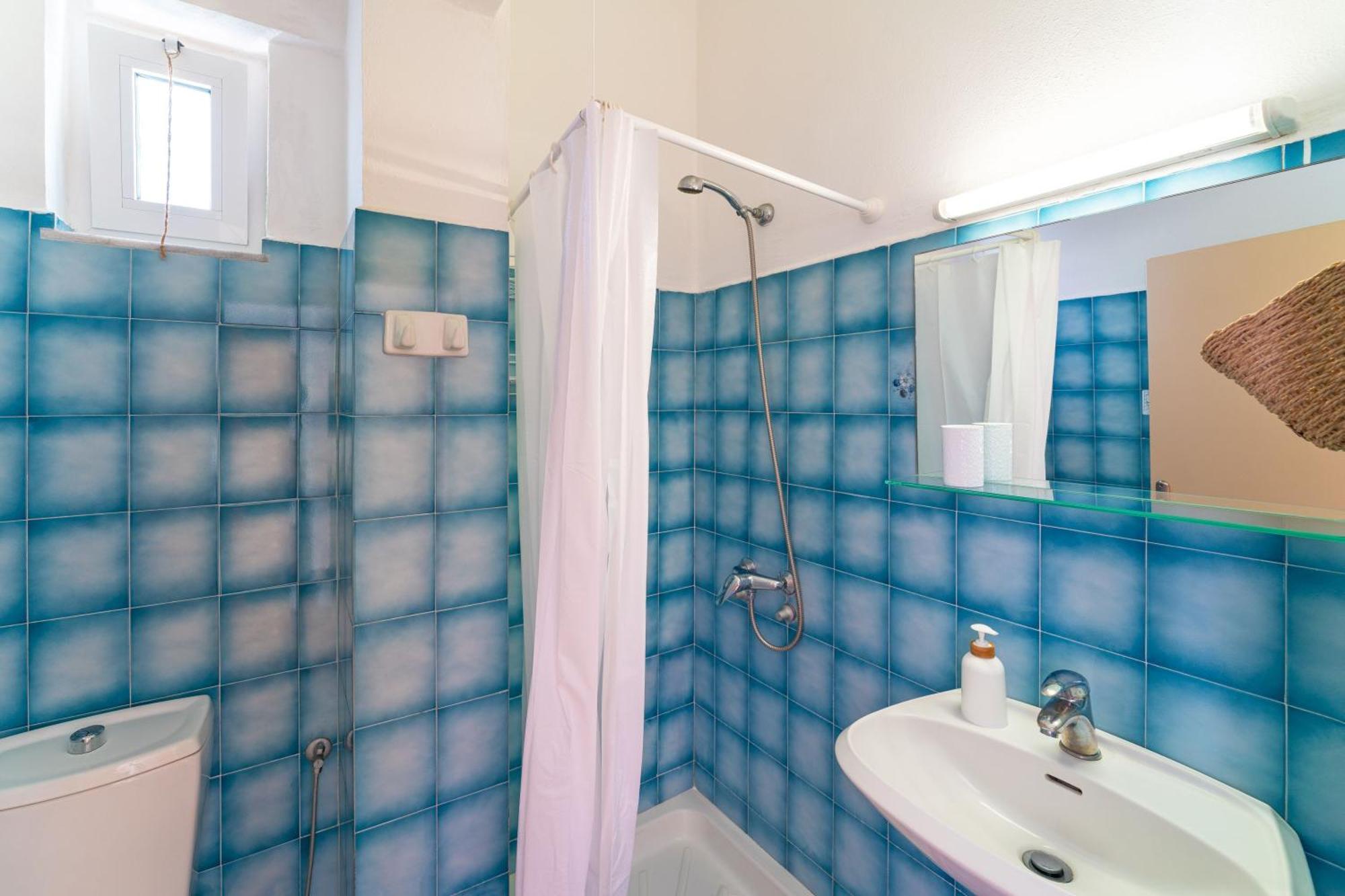 Tselios Apartments & Studios Kiotari Ruang foto